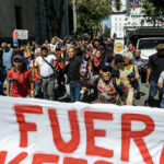 proteste anti sua si anti israel la caracas sustinatorii lui maduro au incendiat steagurile american si israelian 6a6477527724a