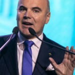 rares bogdan reactie dupa declaratiile controversate ale ambasadorul germaniei la chisinau pe ambele maluri ale prutului sunt romani 6a53a834da802