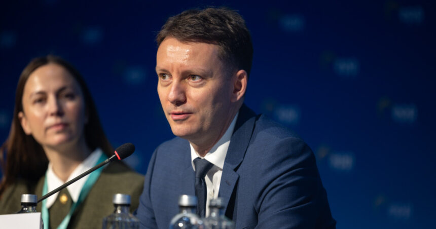 siegfried muresan guvernul bolojan a adus romania printre statele fruntase la absorbtia fondurilor ue oare de asta a fost demis 6a51fb4be69db