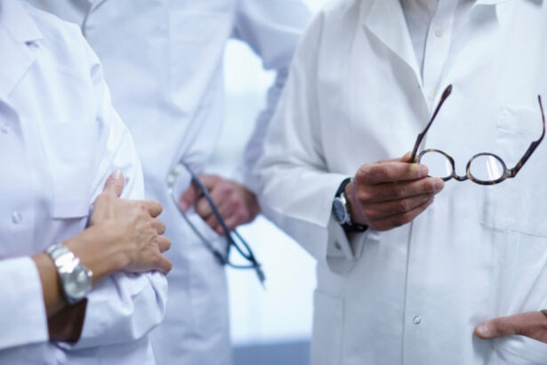 sondaj romanii au cea mai mare incredere in medici dar aproape jumatate sunt sceptici fata de vaccinurile recomandate 6a6086575dfcc