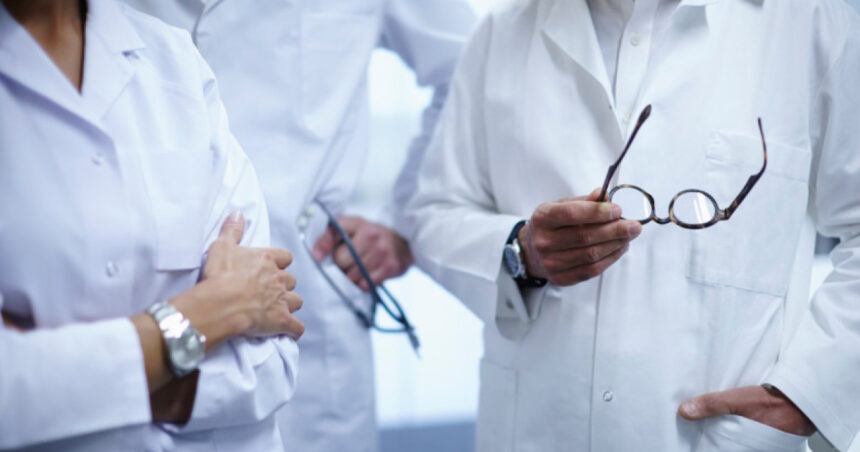sondaj romanii au cea mai mare incredere in medici dar aproape jumatate sunt sceptici fata de vaccinurile recomandate 6a6086575dfcc