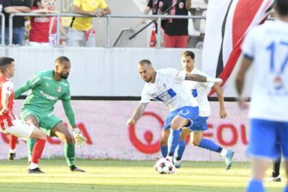 surpriza farul a redus o la tacere pe dinamo bucuresti chiar pe arcul de triumf 6a538a86d802a