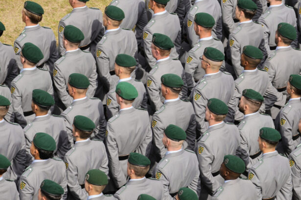 tara ue care se inarmeaza masiv dar in care tot mai multi tineri refuza serviciul militar ce este obiectia de constiinta 6a55f353830ff