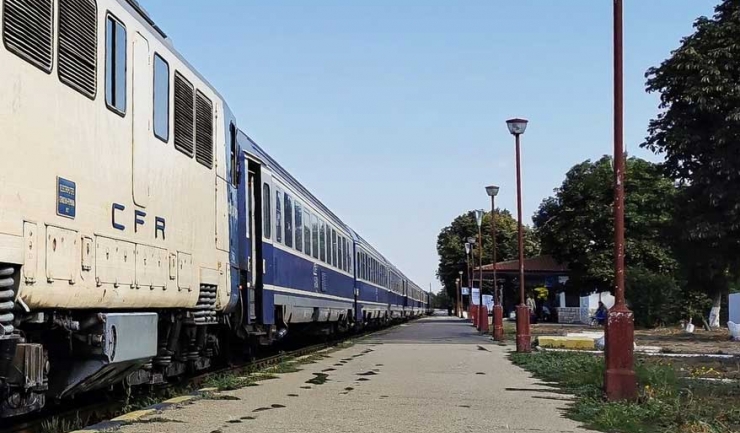 trenuri suplimentare intre constanta si mangalia in perioada festivalului beach please 6a46d262ebf3b