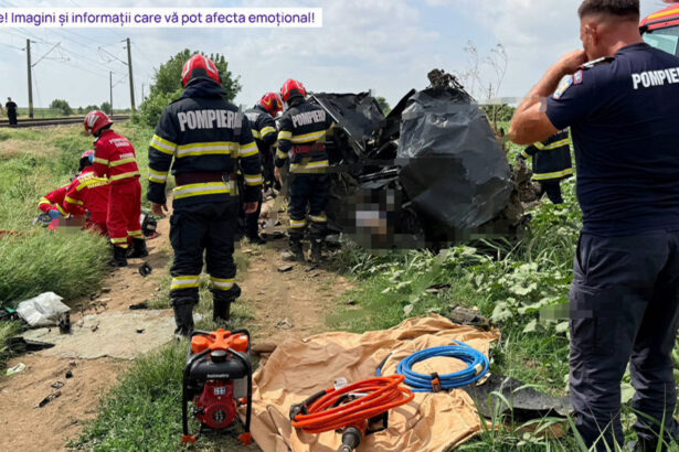 video accident grav in ialomita o masina a fost lovita de un tren de calatori doua persoane au murit iar doi copii au fost raniti 6a4787ea4bdc7