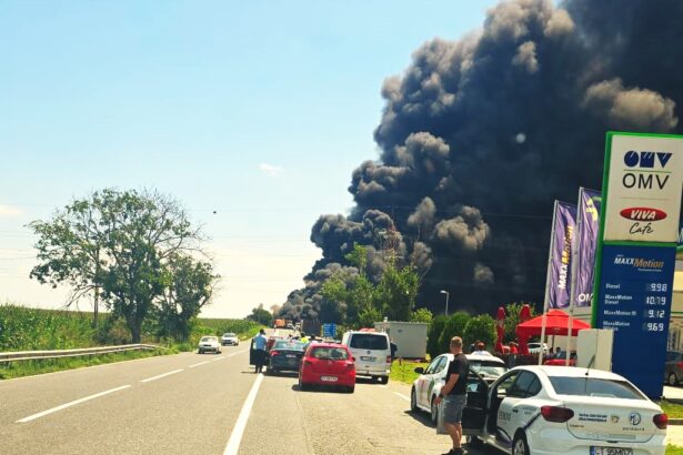 video alerta la harsova cisterna implicata intr un accident urmat de incendiu 6a688249d303f