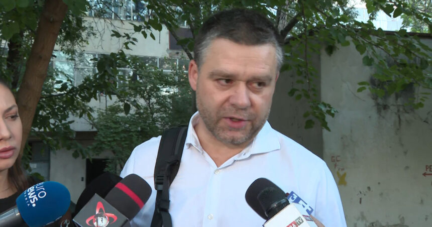 video ciprian ciucu la politie pentru controlul judiciar dupa vacanta aprobata de instanta nu e in regula ce se intampla azi in romania 6a57333d730f4