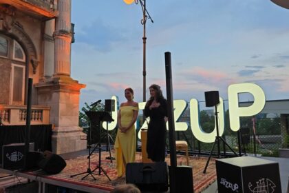 video foto concert memorabil la casa cu lei din zona peninsulara jazzup a adus duo velvet in fata publicului in aer liber 6a46df2bbaa09