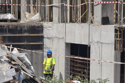 video foto santier in ritm alert la spitalul de boli infectioase cladirea ar putea fi ridicata pana la sfarsitul lunii august 6a575f103a3f1