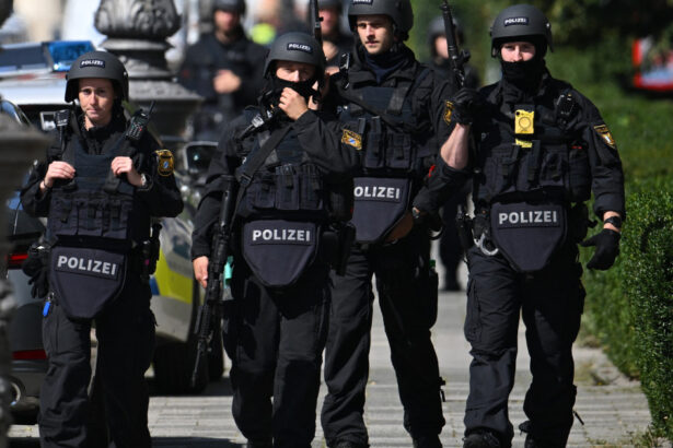 video germania si a ridicat nivelul de alerta ministrul de interne riscul unor atacuri trebuie luat in calcul in orice moment 6a5b7c1fe4133