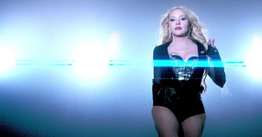 video madonna lasa de inteles ca ar putea fi cap de afis la glastonbury si marturiseste ca a fost geloasa pe kylie minogue 6a474244de608