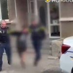 video un barbat acuzat de viol a fost prins in bucuresti dupa ce a incercat sa fuga de politisti 6a49385413deb