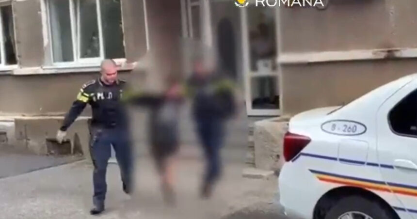 video un barbat acuzat de viol a fost prins in bucuresti dupa ce a incercat sa fuga de politisti 6a49385413deb