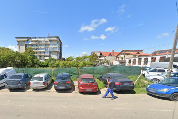 blocuri cu 9 etaje in vecinatatea unei zone de case langa kaufland locuitorii zonei sunt nemultumiti 6a7c4920f3edf
