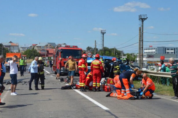 braila accident grav pe dn 2b la intrarea in ianca doi morti si patru raniti intre care trei copii 6a7f0a0ded448