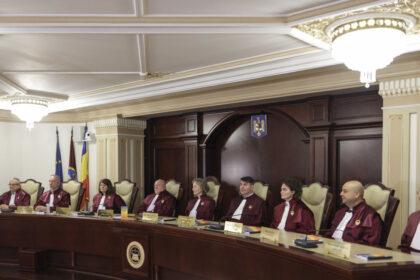 ccr dezbate astazi sesizarea aur privind imprumutul romaniei de la bird banii vor finanta deficitul si datoria publica 6a82a324d8e12