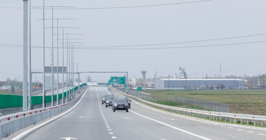 ce rol au lamelele verzi pe care le vezi pe autostrada detaliul important pentru siguranta soferilor 6a87e93d8d61b