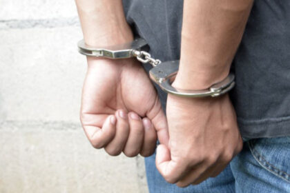 cinci suspecti din dosarul de infractiuni cu violenta savarsite de o grupare din braila au fost arestati preventiv 6a6da3c4259a8