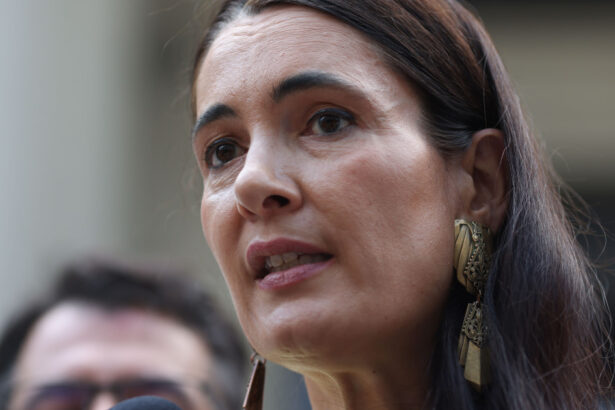 clotilde armand a fost condamnata la un an de inchisoare acest dosar a fost folosit ca arma politica decizia nu este definitiva 6a959a38a0933