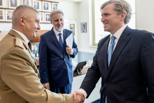 consilierul pe securitate nationala de la cotroceni si seful armatei au fost primiti la pentagon mesaj privind nato 3 0 6a71c9788b6bc