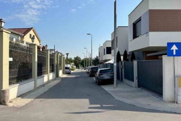 constanta noi reguli de circulatie instituite pe doua strazi din cartierul palazu mare 6a72d8df4d674