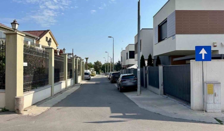 constanta noi reguli de circulatie instituite pe doua strazi din cartierul palazu mare 6a72d8df4d674