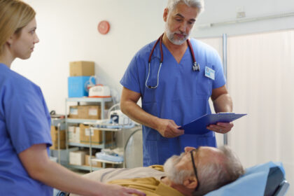 cum recunoastem rapid un accident vascular cerebral medicii explica primele semne si cand este necesara interventia de urgenta 6a85462bce033
