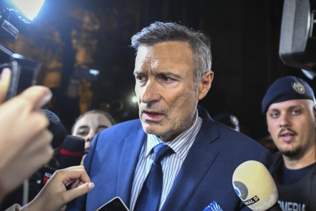curtea de apel bucuresti a dat unda verde inceperii judecatii in dosarul care il vizeaza pe florian coldea decizia poate fi contestata 6a7356c36e65e