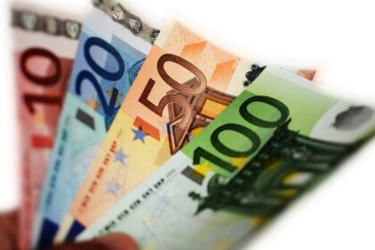 danemarca despagubiri de 40 000 euro pentru mii de femei din groenlanda carora le au fost implantate contraceptive fara consimtamant 6a9050c38fb02