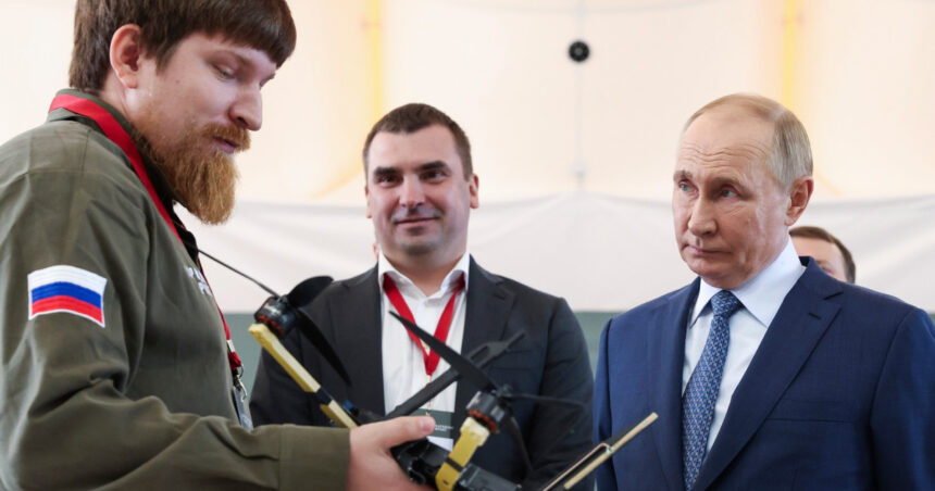 directorul unei fabrici de drone din rusia ranit grav in explozia unei masini la ekaterinburg medicii lupta pentru a i salva viata 6a73452bcaa4d