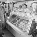 documente ale securitatii cum aratau cozile si lipsa alimentelor in romania comunista rafturile sint goale nu ai ce cumpara 6a860b04be531