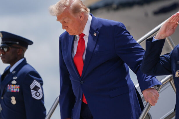donald trump ar putea declansa scanteia celui de al treilea razboi mondial ce i a enervat pe iranieni incat au spus asta 6a722f7eefd76