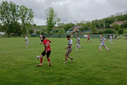 duminica incepe liga a v a cu 28 de echipe la start impartite in doua serii 6a92cbb3a396b