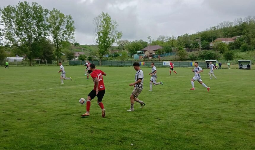 duminica incepe liga a v a cu 28 de echipe la start impartite in doua serii 6a92cbb3a396b