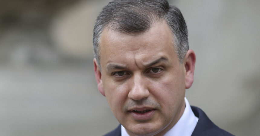 exclusiv eugen tomac presedintele nu va promulga o lege prin care sa fie diminuate veniturile salariale pentru cei din educatie si sanatate 6a82bbc071fdc