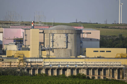 exclusiv ultima etapa a operatiunii de salvare a reactorului 2 de la cernavoda cand se vor vedea efectele scufundarii barjelor in dunare 6a77217798b32