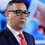 exclusiv victor ponta nicusor dan nu ar trebui sa l dea acum afara pe lucian pahontu pentru ca ar ceda unui santaj 6a91a954e2d44