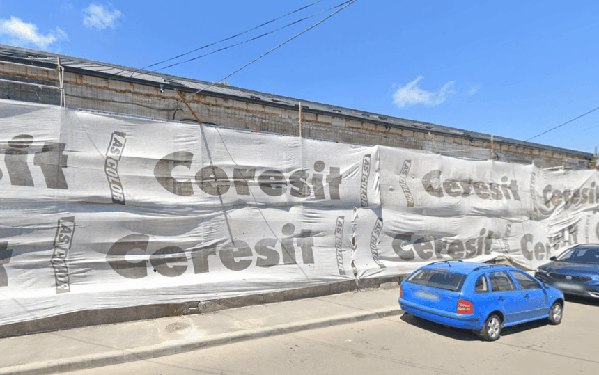 foto din depozit centru sportiv o cladire de pe strada avram iancu din constanta se transforma 6a7d06972217e