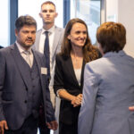 foto oana toiu anunta servicii consulare pentru romanii din hessa cand se deschide consulatul romaniei la frankfurt 6a8edf919eb21