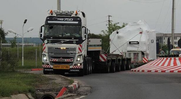 infotrafic transport agabaritic de peste 100 de tone sambata seara pe ruta agigea bals 6a9291bb1e13d