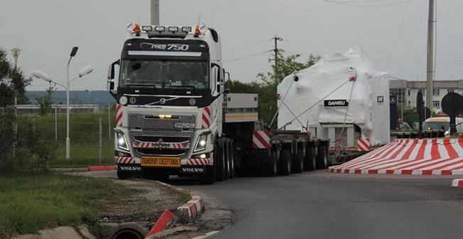 infotrafic transport agabaritic de peste 100 de tone sambata seara pe ruta agigea bals 6a9291bb1e13d