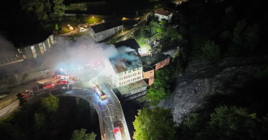 mae doi cetateni romani au murit in urma unui incendiu care a cuprins o cladire din thusis elvetia 6a91ef93ef3a7
