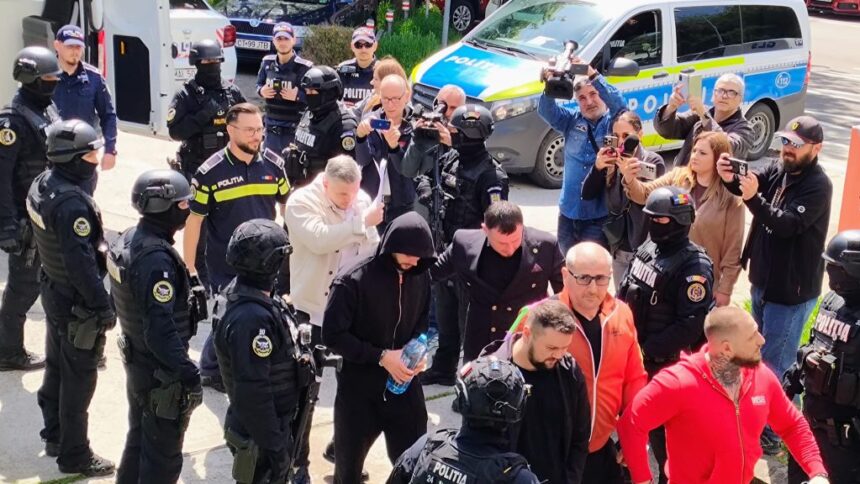 membrii gruparii din km 4 5 raman dupa gratii instanta ii mentine la racoare 6a9027df941b2