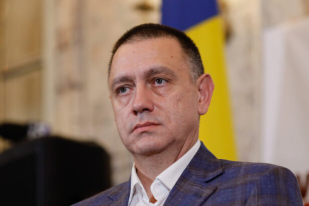mihai fifor cere explicatii despre cum a primit dominic fritz cetatenia romana stia anc ca exista deja un raport ani pe numele lui 6a84573dc82f2
