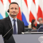 nicu stefanuta critica tacerea politicienilor si reactia lui nicusor dan in cazul pahontu un scuipat pe memoria victimelor 6a915bec137af
