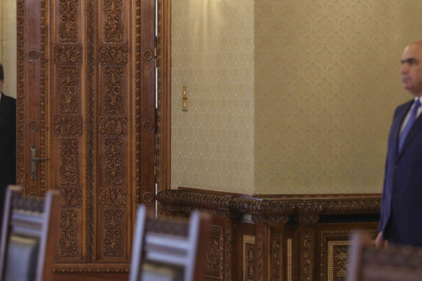 nicusor dan a chemat liderii pnl psd usr si udmr la cotroceni pentru a debloca legea salarizarii ce sanse sunt sa mai fie adoptata 6a79d364ed715