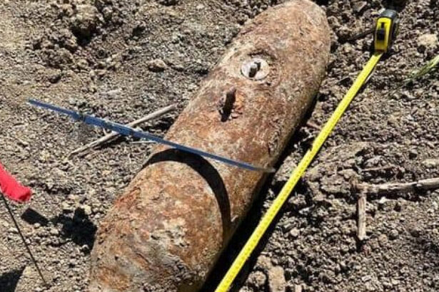 o bomba din al doilea razboi mondial a fost descoperita in lunca banului vaslui proiectilul de 70 de kilograme era folosit de aviatie 6a870baa9da3d