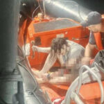 o nava a luat foc si s a scufundat in marea neagra 12 oameni au fost salvati nicusor dan a fost lovita 6a909380e4d71