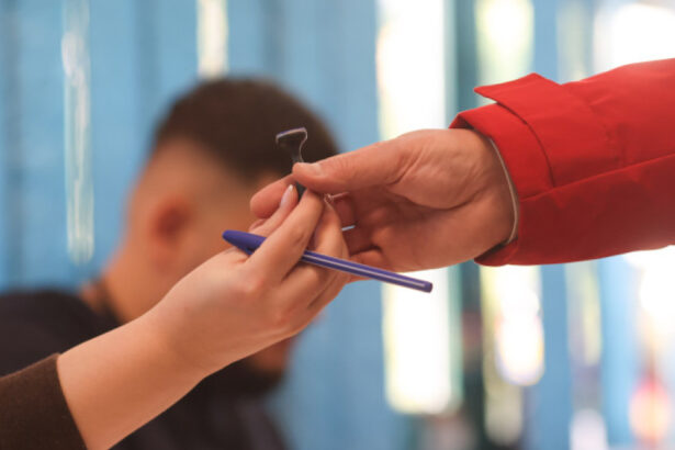 pe cine ar vota bucurestenii daca ar fi alegeri partidul clasat pe primul loc ar obtine 22 din voturi sondaj curs 6a94453d7b62b