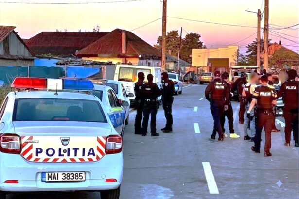 perchezitii la cumpana dupa ce 4 minori au dat atacul intr un imobil si au furat tot ce au putut 6a846a0068905
